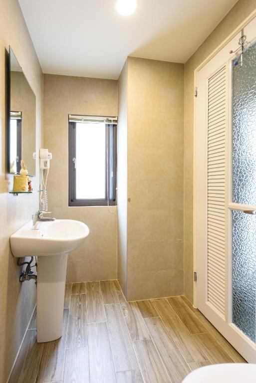 Rainbow Field House Apartment จี๋จี๋ ภายนอก รูปภาพ